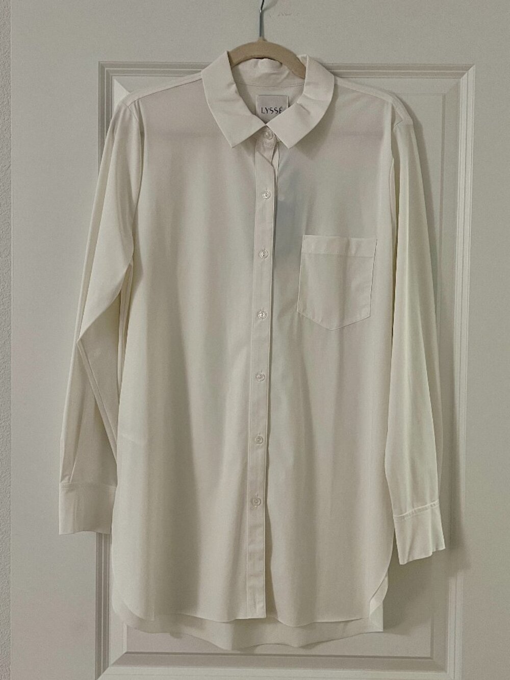 Lysse White Tunic Length Schiffer Button Down Shirt, NEW